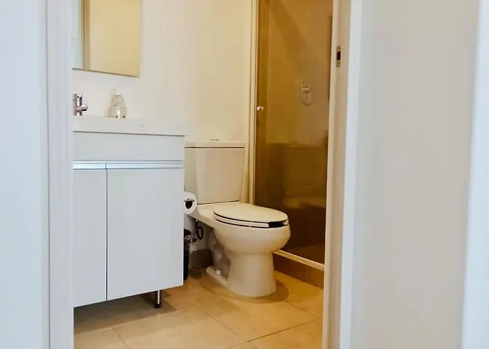 Romulo Ofarril 2parking-2br-2ba Apartamento *