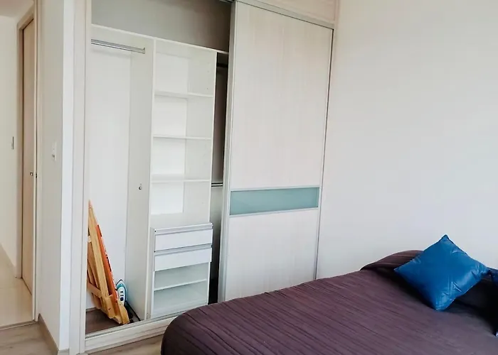 Romulo Ofarril 2parking-2br-2ba *